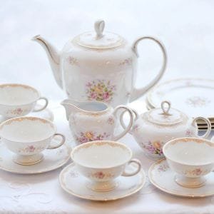 Crockery & Handicraft